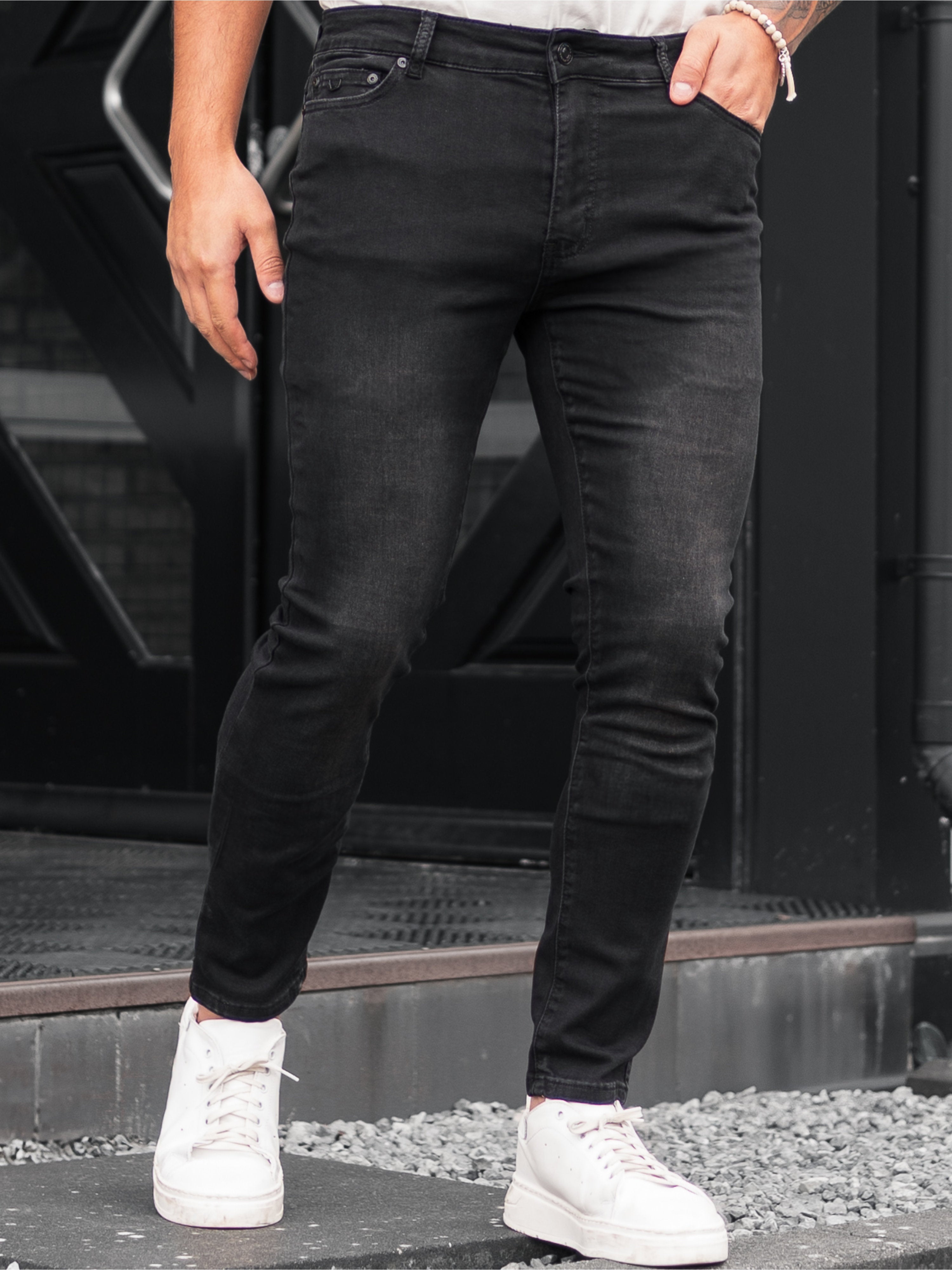 BRUCE-LC Black