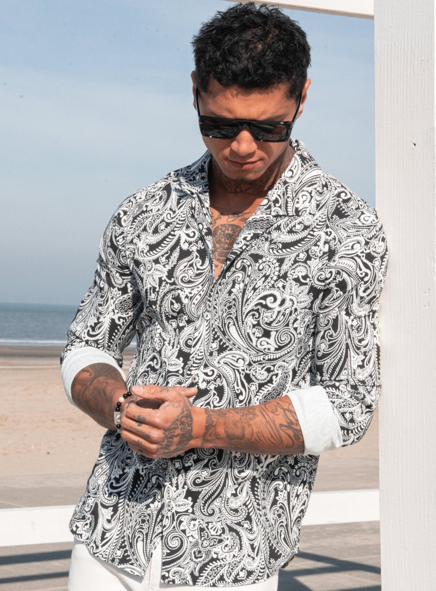 CARLITO-FORMA BlackWhite