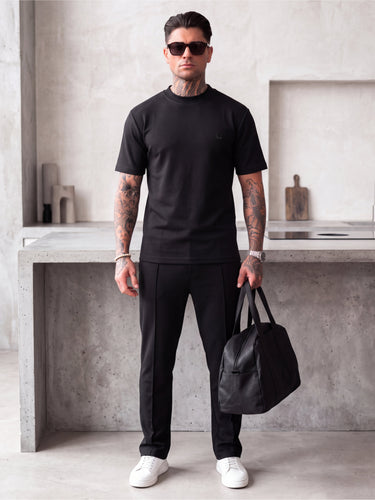 TITAN-300 Black